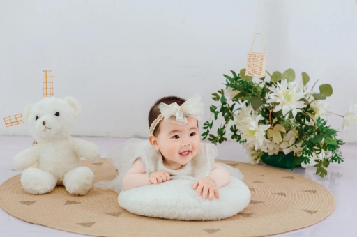 长宁宝宝多久会抬头 长宁宝宝多久会抬头